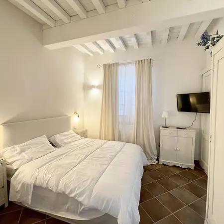 Antica Corte * Valiano