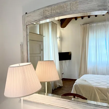 Antica Corte * Valiano