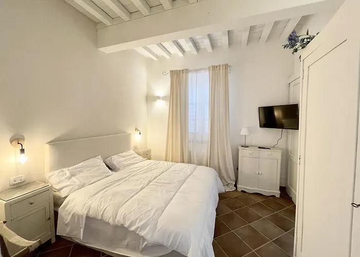 Antica Corte * Valiano