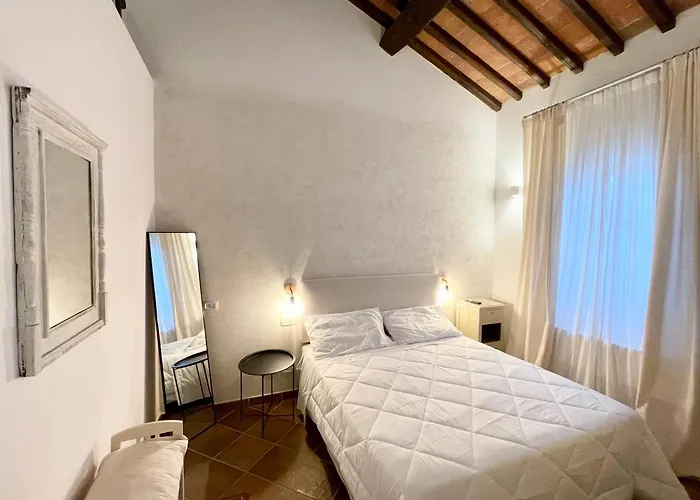 Antica Corte * Valiano